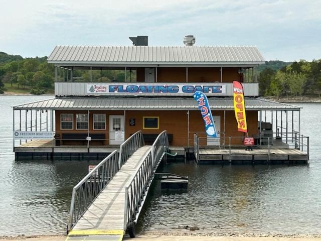 Lakefront And Lake View Indian Point Condo With Boat Slip Branson Exterior foto
